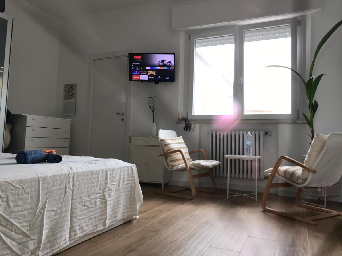Stanza E Bagno Privato, Idromassaggio Con Extra Fee, In Appartamento Ferrara Exterior foto