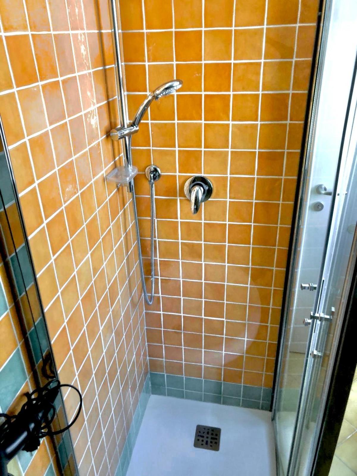Stanza E Bagno Privato, Idromassaggio Con Extra Fee, In Appartamento Ferrara Exterior foto